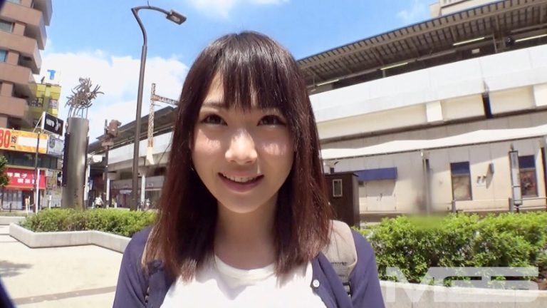 募集ちゃん 005 莉奈 21歳 ペットショップ勤務