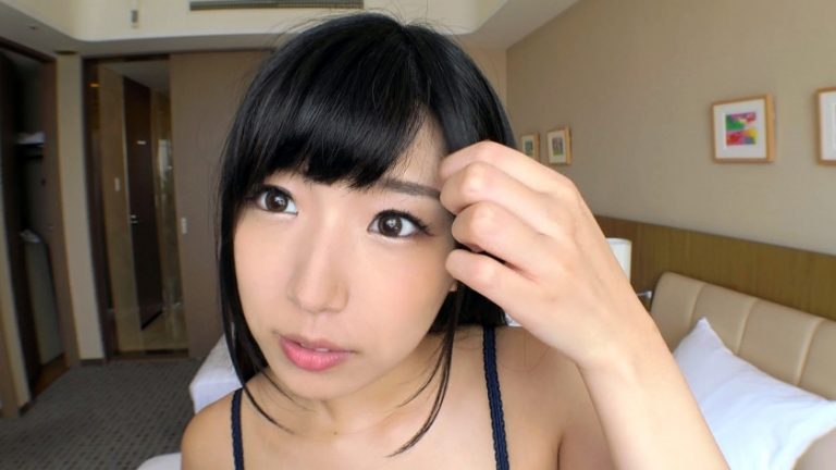 敏感過ぎる美少女大学生21歳みひなちゃん再登場！応募理由は「前回したAV男優とのSEXが忘れられなくて…」耳でイク！乳首でイク！何をしても絶頂に次ぐ絶頂の嵐なエロエロ女子大生！そんなに感じたらカラダ疲れないですか？「それがイィんです♪」就活しないでSEX三昧！激イキ女子大生みひなちゃん必見です！