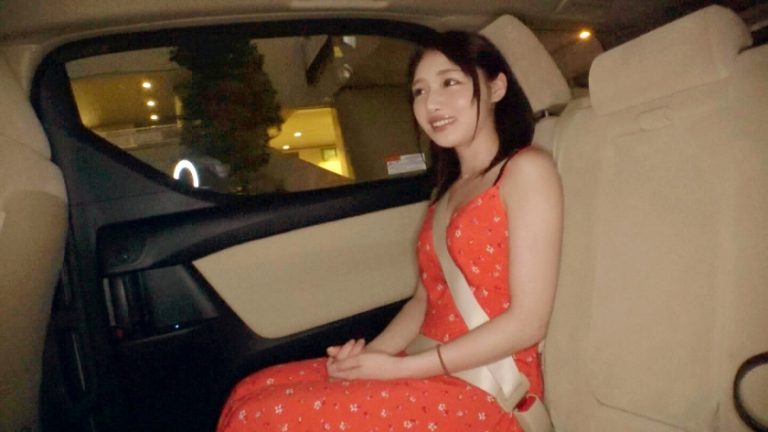 【石原さ◯み】22歳【激似美少女】まいちゃん再び参上！今回の応募理由は『やっぱり足りてないんですょ…チンチン♪』【声も激似】な可愛いお口から【チンチン】連呼！本物も言ってたらイイな〜♪相変わらずSEXへのガッツキは半端じゃない！【初体験3P】2本のチンチンに大興奮『普段したくてもできないから余計に興奮します♪』咥え込んだら離さない【石原さ◯み】もこんな感じ！？『本物より私の方がエロィと思いますょ、マジで♪』進撃の美少女SEX見逃すな！