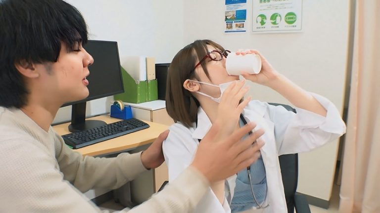 真面目な顔して敬語で診察→飲尿～中出し・精飲でしつこいくらいに捕精(ほせい)検査してくる泌尿器科の極淫痴女医4名